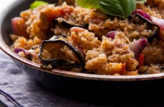 Padlizsános quinoa-rizottó - gyors vitamindús ebéd