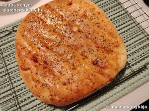 gluténmentes sajtos kenyér recept